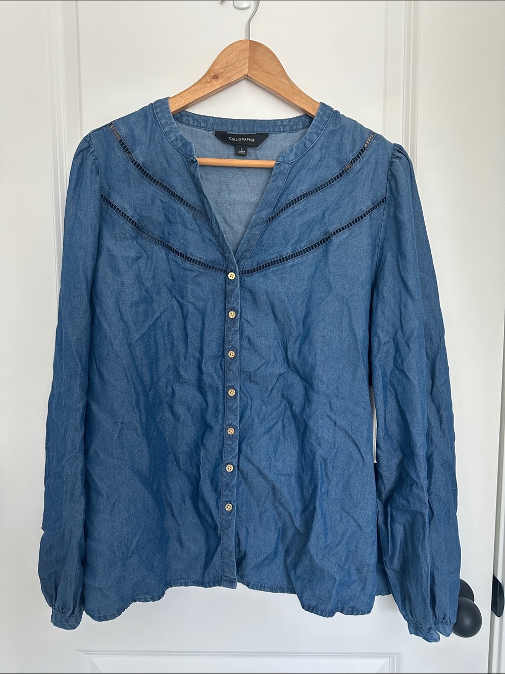 Calligraphe Women’s Denim-Style Button-Front Women's Top Blue L